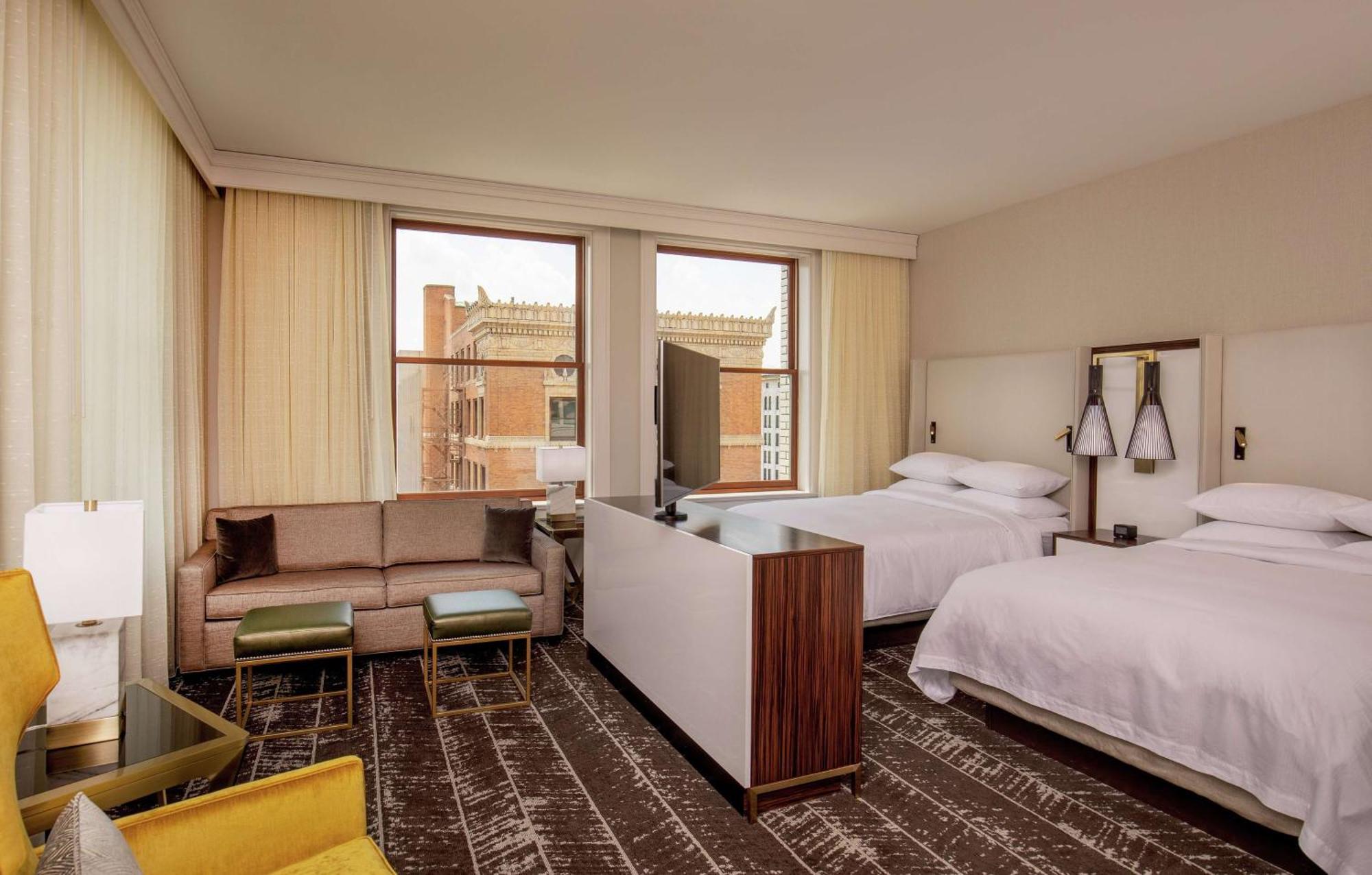 Doubletree By Hilton Youngstown Downtown Экстерьер фото